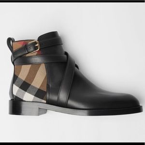 Burberry leather ankle boots